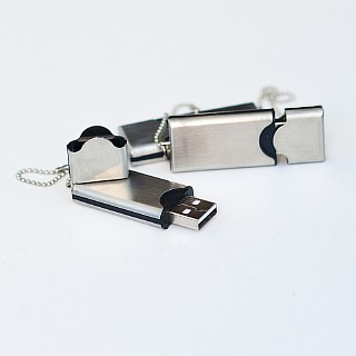  UM 11\USB